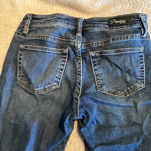 Warehouse One Women’s High Rise Skinny Jeans, Size 27. - Picture 3 of 4